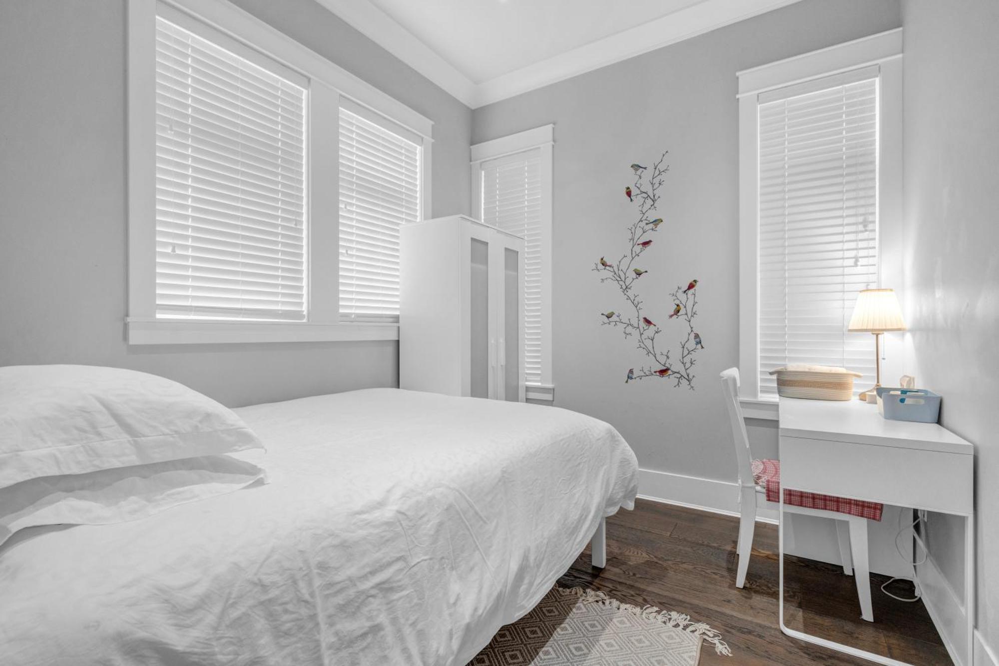 Vancouver West Cozy Retreat By Host Launch Εξωτερικό φωτογραφία